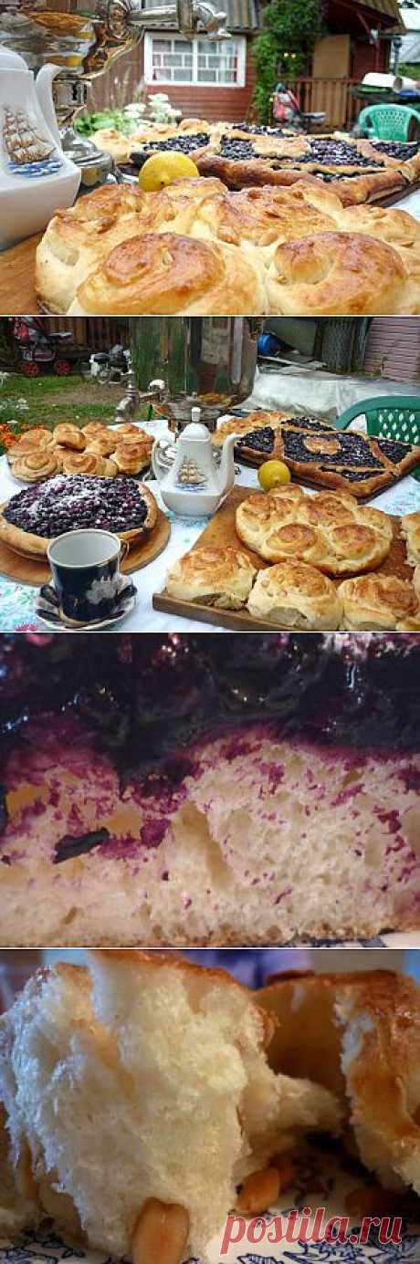 Пирог с черникой и плюшечки с корицей и арахисом по рецепту нашей мамочки-бабулички))). Рецепт c фото, мы подскажем, как приготовить!