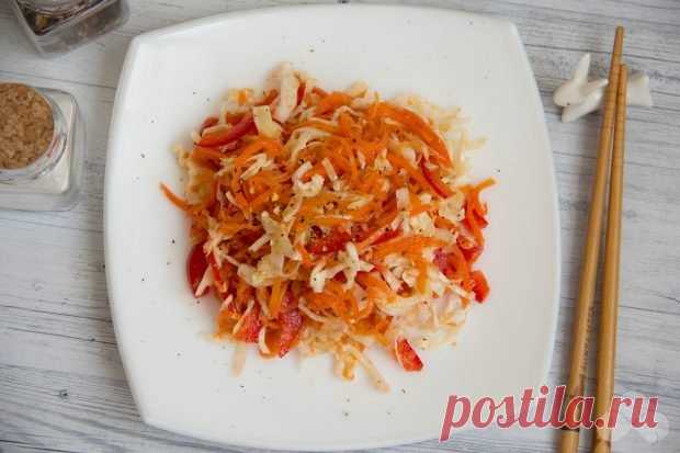 Салат из капусты, болгарского перца и корейской моркови — Мой садочек