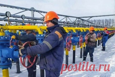 Украина усилила меры безопасности на газопроводах. Глава газотранспортной системы (ГТС) Украины Сергей Макогон заявил об усилении мер безопасности газопроводов страны на фоне обострения ситуации в Донбассе. Он подчеркнул, что основной задачей оператора газотранспортной системы является обеспечение транспортировки топлива украинским и европейским потребителям.