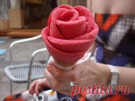 Хотели бы съесть такое мороженое?