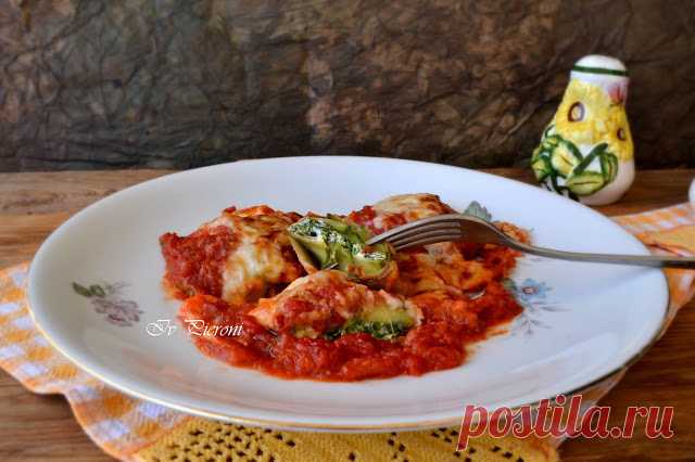 Равиоли от тиквички в доматен сос и бешамел - Zucchini ravioli