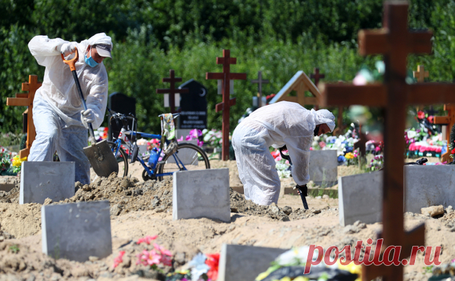 Смертность от наркотиков в России выросла на 60% на фоне пандемии. Количество россиян, умерших в пандемийном 2020 году от проблем с наркотиками, увеличилось на 60% к предыдущему году, раскрыл Росстат. Во всем мире коронавирус приводит к росту потребления алкоголя и наркотиков, отмечали эксперты