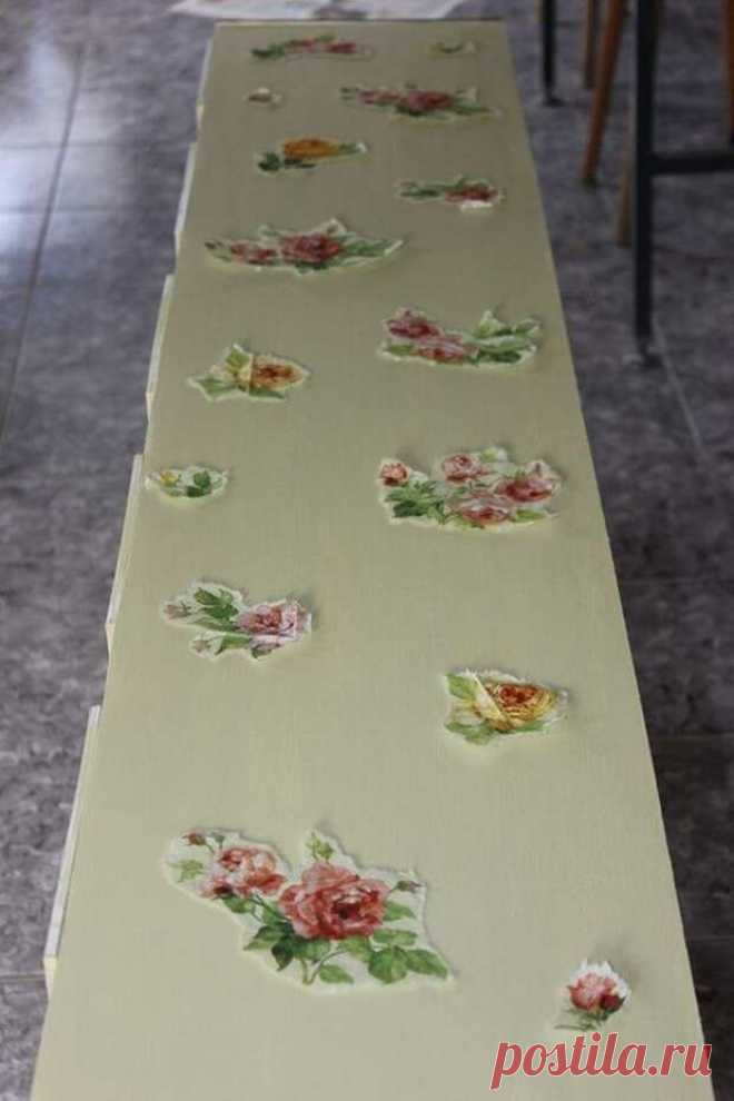 Организация рабочего пространства: удобный стеллаж своими руками. Изготовление + декупаж