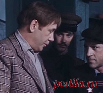 «Место встречи изменить нельзя»: как создавался шедевр Летом 1977 года известного советского режиссёра Станислава Говорухина везли на машине в Херсон. Там шли съёмки его нового фильма «Маршал революции», посвящённый советскому военачальнику Михаилу Фрунзе.