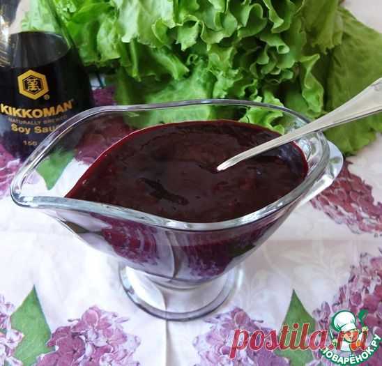 Острый соус из черной смородины.