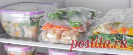 Эффективное замораживание продуктов В наши дни нам нужно быть бережливыми с деньгами. Так что вместо того, чтобы тратить деньги на еду на вынос, мы готовим дома и с нуля. И мы стали немного умнее, когда дело касается заготовок. Мы больше не проходим мимо сезонных ягод и фруктов - их можно сохранить впрок. Вот тут-то и пригодится ваша морозильная камера. Так что, если вы хотите узнать...