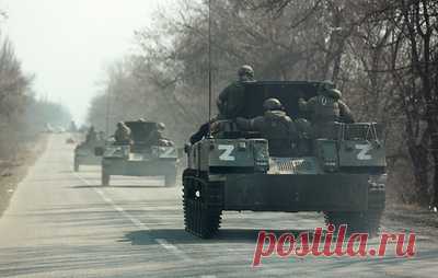 Российские ракетчики нанесли удар "Искандером" по складу боеприпасов ВСУ. Бойцы ВС РФ также сорвали попытку противника провести ротацию подразделений в районе Авдеевки, сообщил начальник пресс-центра Южной группировки войск Вадим Астафьев