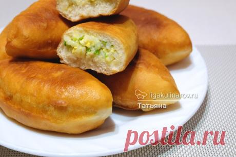 Жареные пирожки с рисом, яйцом и зеленым луком!