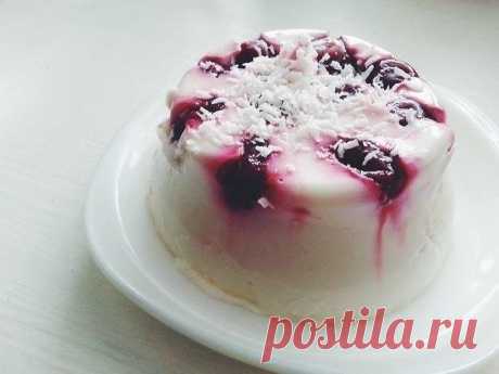 ДИЕТИЧЕСКАЯ ПАННА-КОТТА 🍧 🌟на 100грамм - 80,15 ккал🌟Б/Ж/У - 12,87/0,15/7,08🌟
✨ 🌟 Ингредиенты:
Желатин - 1 ст.л. 🍲
Молоко 0,5% - 100 мл 🍼
Творог 0 % - 400 гр 🍚
Вишня замороженная - 100 гр 🍒 (или любые прочие ягоды 🍓 , фрукты на...
