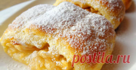 Делюсь рецептом очень вкусных яблочных рулетиков. В их основе – нежное песочное тесто на сметане, которое великолепно дополняет сочная и ароматная начинка из све�…