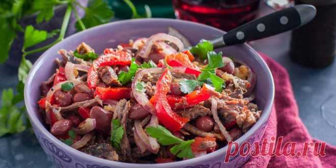 Салат «Тбилиси»: готовим вкусное и насыщенное блюдо грузинской кухни - Русские новости Для приготовления нам понадобится: 1 баночка консервированной фасоли; 200 граммов отварного мяса (го