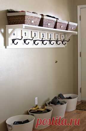 10 DIY Projects & Ideas for Your Entryway