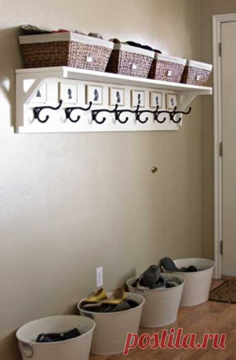 10 DIY Projects & Ideas for Your Entryway