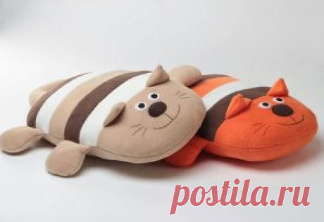 Кот должен быть в каждом доме, пусть и в виде подушки 😸