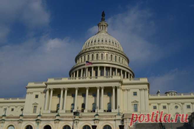 Reuters: США слишком поздно одобрили новый пакет помощи Украине. Украинские солдаты находятся под натиском российской армии.