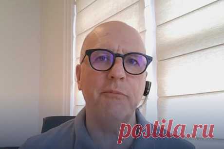 Звездный инвестор испугался крупнейшего «пузыря» на рынке. Звездный инвестор Рич Бернштейн испугался крупнейшего «пузыря» за всю его карьеру. По его мнению, масштаб «пузыря» больше, чем во время краха доткомов в 2000-х годах и рынка недвижимости в 2007-2008 годах. Он видит опасность в том, что инвесторы активно скупают и перепродают большое количество акций ИТ-компаний.