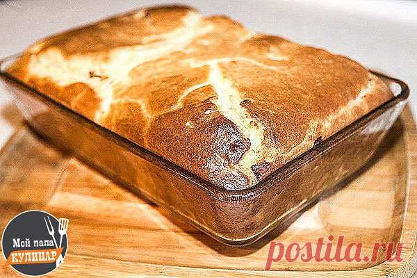 ПРОДУКТЫ ДЛЯ ЭТОГО ПИРОГА, НАЙДУТСЯ В КАЖДОМ ДОМЕ. ПРОСТО И ВКУСНО!
Ингредиенты:
— 1 стакан муки
— 1 стакан кефира
— 2 яйца
— 0.5 ч. ложка соли
— 1 ч. ложка соды
Начинка:
— 300 гр фарша
— 2-3 лук, порезать кубиками
— соль, перец — по вкусу
Приготовление:
В кефир добавляем соду и оставляем минут на 5. Затем добавляем остальные ингредиенты и хорошо перемешиваем.
Выливаем половину теста в форму, смазанную маслом и посыпанную мукой.
Выкладываем сырой фарш, смешанный с луком, п...