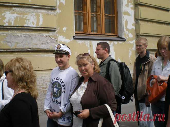 Васильевский остров, очередь в кунсткамеру