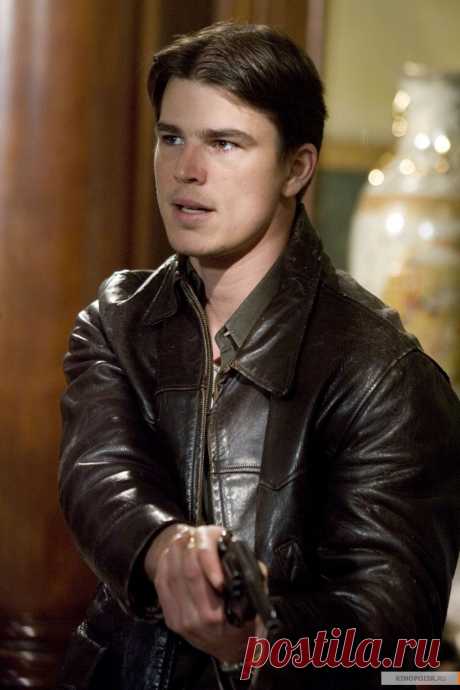 Джош Хартнетт