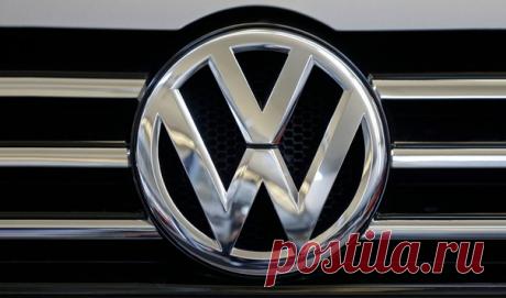 Volkswagen взял курс на «электрификацию»! Электромобили перешли из разряда фантастики в разряд реальности и уже несколько лет развиваются, как успешное и перспективное направление. Производство таких машин не только выгодно с коммерческой точки зрения, но и полезно в глобальном смысле. Выигрывают все – чем больше электрических машин будут куплены и заменят гибридные и ДВС-автомобили, тем меньший урон природе будет наносить человечество. …