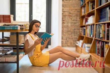 Как научиться хорошо читать?
Как хорошо уметь читать! Не надо к маме приставать, Не надо бабушку трясти: «Прочти, пожалуйста, прочти!» Не надо умолять сестрицу: «Ну, прочитай еще страницу»… ( Берестов) В наш век электронных технологий, компьютеров, телефонов и различных гаджетов, дети стали забывать про книги. Как же привить ребенку любовь к чтению книг. 1) В первую очередь любовь к книгам прививают родители, читая малышу книги (например, […]
Читай дальше на сайте. Жми подробнее ➡