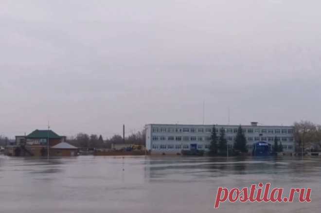 Уровень воды в Тоболе в районе Кургана увеличился до 968 сантиметров. В Кетовском округе уровень воды сохраняется на отметке выше 11 метров.