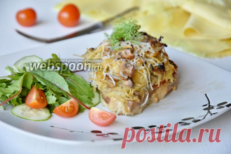 Стожки из свинины с картофелем и грибами  Мясо по-французски по-новому 
Вкусное, сытное, сбалансированное самодостаточное блюдо.  Мясо и картофель это беспроигрышный вариант для семейного обеда или праздничного застолья.  Классическое сочетание мяса, картофеля, грибов и сыра  напоминает популярный рецепт мяса по- французски.  
В качестве мясной составляющей лучше использовать корейку без кости. Для сочности в начинке из картофеля используйте сметану. Допустимо заменить сме...