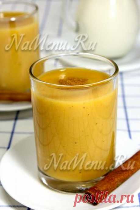 Молочный смузи с бананом и персиками