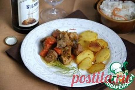 Немецкий гуляш из свинины с овощами и жареным картофелем - кулинарный рецепт