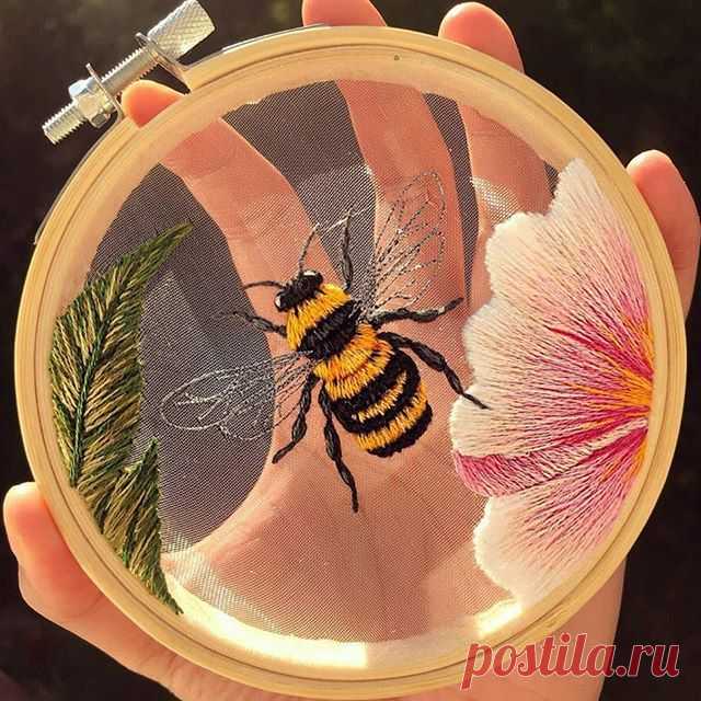Photo by Embroidery♦️Вышивка♦️Handmade on April 14, 2020. На изображении может находиться: растение, цветок, на улице и природа