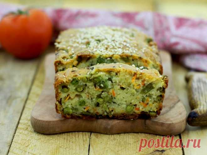 Пирог из манной крупы с горохом Вкуснейший манник без яиц и муки можно испечь с зелёным горошком. Непривычно, но жутко вкусно!