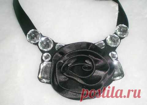 new-black-color-fabric-flowers-necklace-brooch.jpg (480×342)