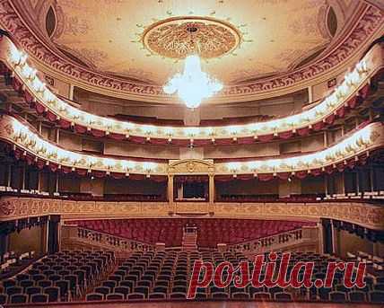 малый театр