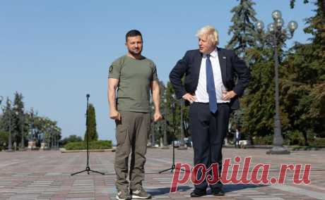 Джонсон допустил отказ от требования возврата Украине границ 1991 года. По мнению Джонсона, конфликт при переизбрании сможет закончить Трамп. Вероятно, он окончится на границах, существовавших до 24 февраля 2022 года, Украина должна получить право сама решать вопрос о членстве в ЕС и НАТО, считает он