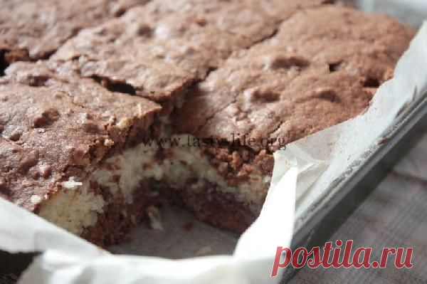 Брауни с кокосовой прослойкой
