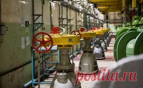 В Ростовской области город на 60 тыс. человек остался без воды. В Ростовской области около 100 тыс. человек остались без электричества. После ледяного дождя объекты инфраструктуры получили повреждения. Последствия непогоды устраняет 141 бригада сотрудников компании «Россети Юг».