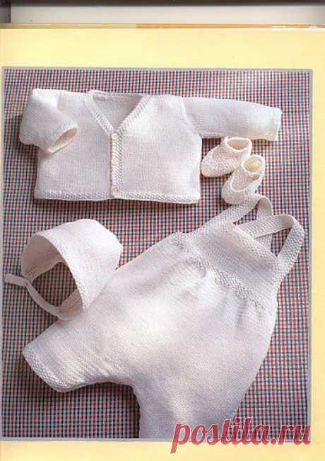 JULIETTE: completo estivo,cardigan,salopette,scarpine e cuffia mis.3/6-6/9-12/18 mesi ferri 3 e 3,5 | La Maglia di Marica