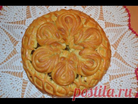 Пирог с капустой.Цветок из 6 лепестков.