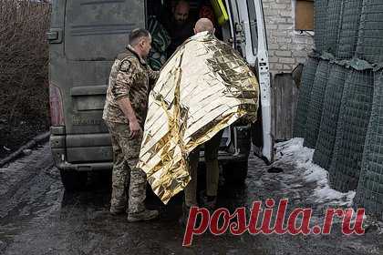 Минобороны отчиталось о потерях ВСУ на херсонском направлении. Вооруженные силы Украины (ВСУ) потеряли более 70 бойцов в результате боев на херсонском направлении. ВС РФ нанесли удар по живой силе авиацией в районах островок Алексеевский, Фролова и населенного пункта Качкаровка. Всего уничтожено до 75 военных ВСУ и четыре автомобиля.