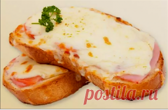 Вкусный перекус из черствого батона. Два варианта | Бюджетные и простые рецепты | Яндекс Дзен