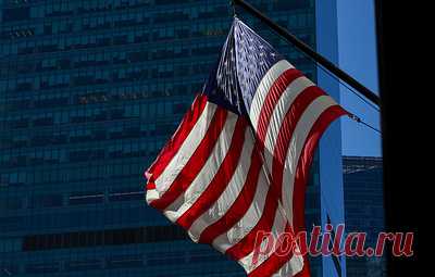 В США жителя Массачусетса обвинили в сговоре для обхода санкций против РФ. По данным обвинения, Сэм Бхамбхани якобы сотрудничал с гражданином России, который перепродавал лазерное оборудование, предназначенное для сварки, маркировки, резки, глубокого гравирования и систем движения