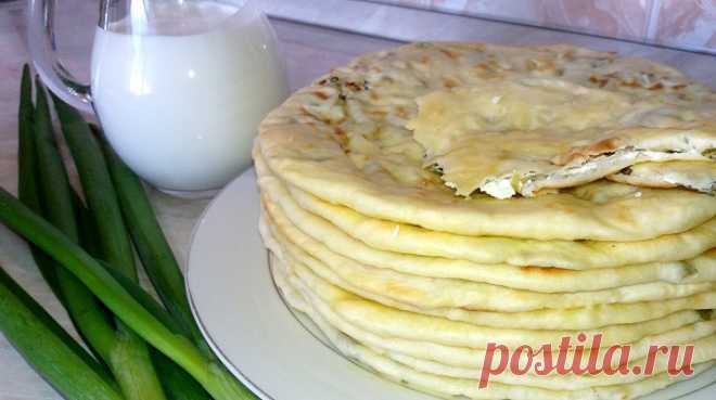 Лепешки с творогом ароматные, изумительные, бесподобно вкусные и пекутся на сухой сковороде, что более полезно! Лепешки с творогом и зеленью получаются вкусными, сытными и ароматными: попробуйте обязательно