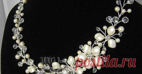 Wirework necklaces