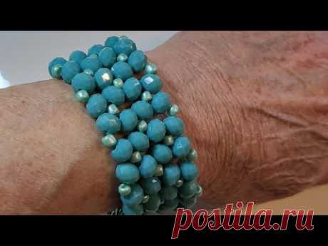 Bracciale quadrifoglio in cristalli verdi