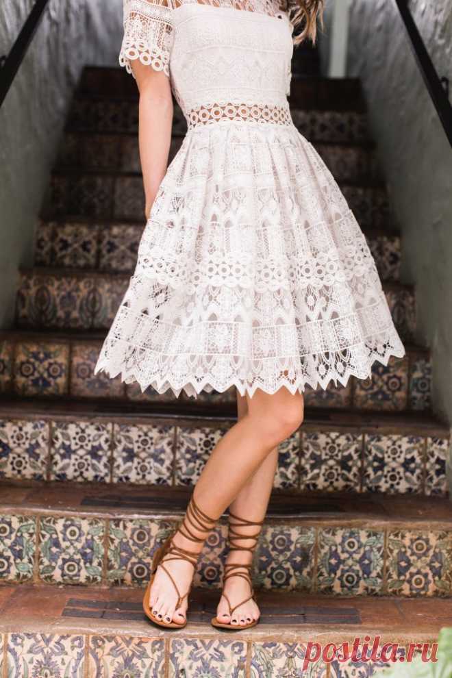 Белое кружевное платье Alexis - The Style Bungalow