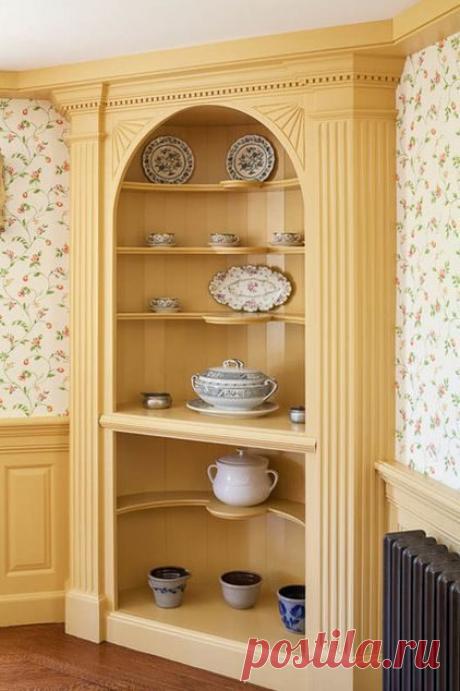 Угловые полки в интерьере