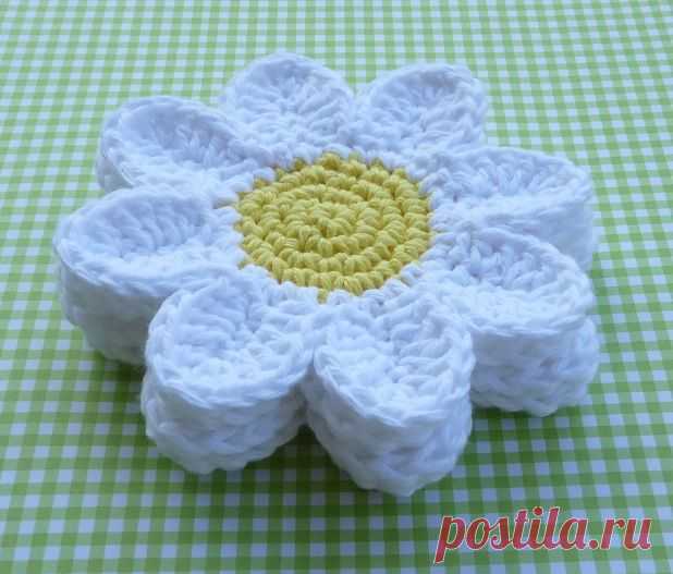 Daisy Coasters - Free Pattern