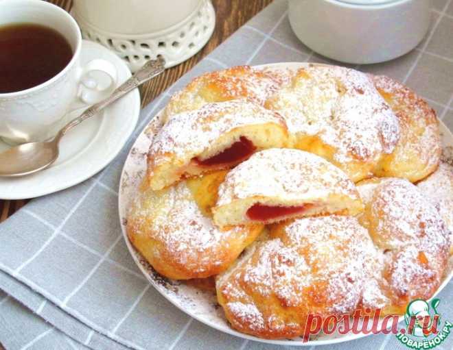 Творожные плюшки с клюквенным джемом – кулинарный рецепт