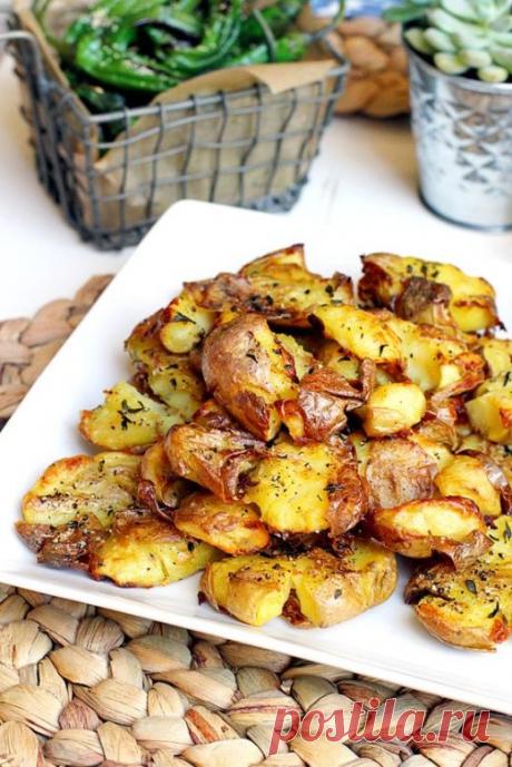 Картофель не совмещается ни с какими продуктами   Картошка-Пища Рабов. Картошку вывели специально , чтобы кормить РАБОВ, человек поевший картошки становится вялым и тупым, с ним можно делать, что хочешь, что прикажешь, то он и будет делать! Замедляется скорость мысли и сознание, поэтому нам так долго и упорно доказывали, что картошка 2-й Хлеб и нам без неё никуда… Дешево и Сердито. Пётр […]