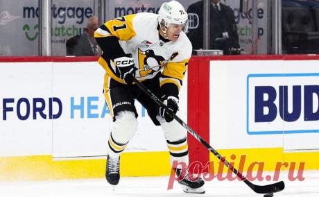 НХЛ оштрафовала Малкина и ударившего его клюшкой Задорова на $5 тыс.. Защитник «Бостона» сидя на скамейке запасных, исподтишка ткнул Малкина в спину. Тот обернулся и ответил ударом по клюшке. Оба за свое поведение получили денежные штрафы